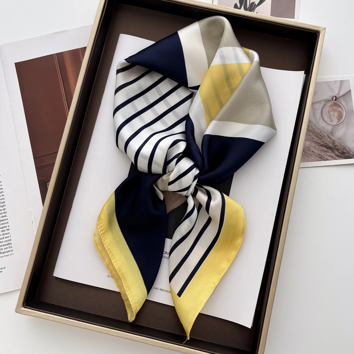 Women Fashion Necktie - Foulard carré en Satin doux pour