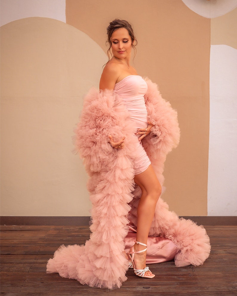 Manteau en tulle à volants ros - Women Fashion Photoshoot avis et prix